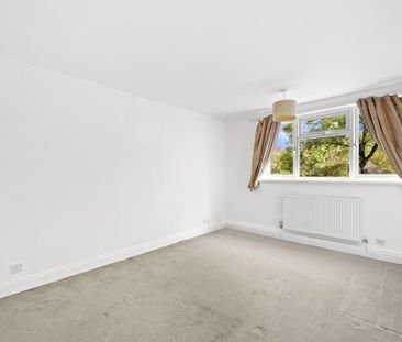 2 bedroom maisonette to rent - Photo 1