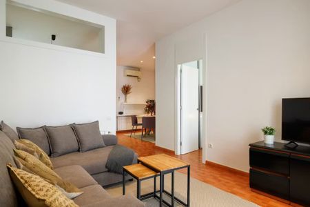 Carrer de València, Barcelona, Catalonia 08009 - Photo 3