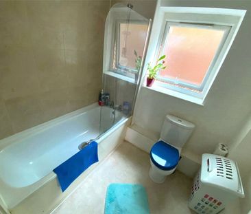 20a Wilbraham Court Two, Fallowfield, Manchester, M14 6DZ - Photo 3