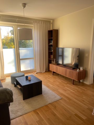 Karlslundsvägen, Järfälla - Photo 2