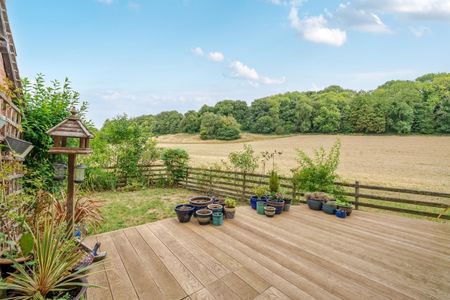 3 bedroom detached house to rent - Photo 5