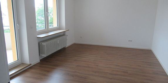 Schöne 1,5-Zimmer-Wohnung mit Loggia zu vermieten - Foto 2