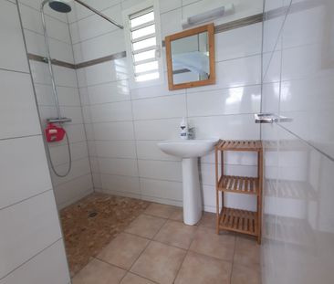Location Maison 4 pièces 108m² STE ROSE 97115 - Photo 3