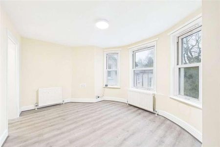 Newbury House, Andover Road, Newbury, Berkshire, RG14 - Photo 3