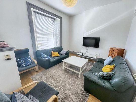 7 bedroom house to rent - Photo 1