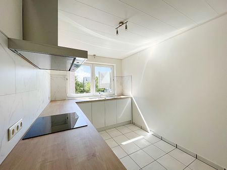 ruim hoek appartement op de eerste verdieping met 3 slaapkamers - Photo 2