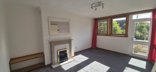 3 bedroom flat to rent - Photo 1