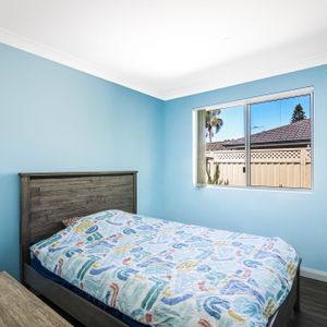 PRIVATE & MODERN GRANNY FLAT IN CONVENIENT LOCATION - Photo 2