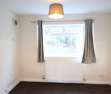 Deeds Grove, High Wycombe - Photo 4