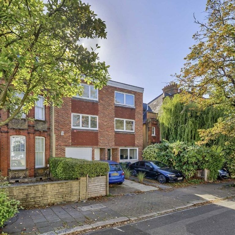 Telford Avenue, SW2 4XF, London - Photo 1
