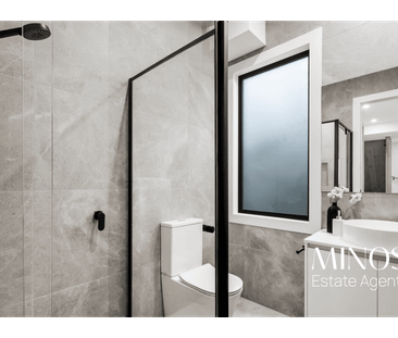 Luxury Living Redefined in a Brand-New Tri-Level Masterpiece - Photo 5