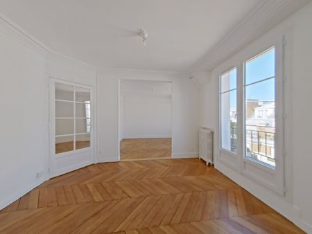 Location Appartement 4 pièces 64m² ISSY LES MOULINEAUX 92130 - Photo 4