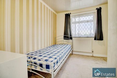 2 bedroom semi-detached house to rent - Photo 2