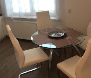 Duża, ładna kawalerka z balkonem - Zdjęcie 6