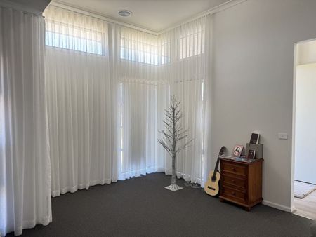 Spacious Family Living in Junction Village - Photo 2