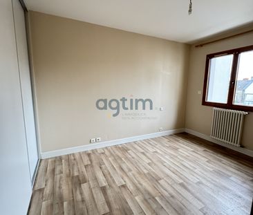 Location Appartement 2 pièces 47m² LA ROCHE SUR YON 85000 - Photo 1