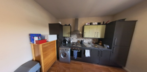 79 Flat 4 Brudenell Grove, Leeds, LS6 1HR - Photo 2