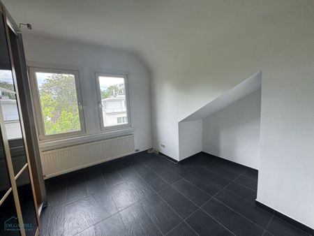 DACHWOHNUNG IN COTTAGEVILLA - OHNE LIFT - Photo 2