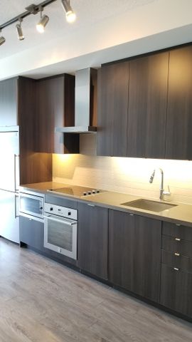 For Lease - 300 Front Street Unit# 1301, Toronto, Ontario - Photo 5