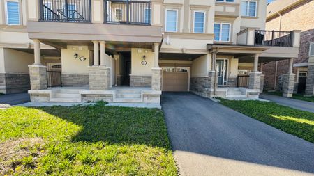 For Lease - 25 Mcgrath Avenue, Richmond Hill, Ontario - Photo 3