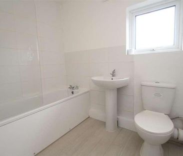 Datchworth Turn, Leverstock Green, Hemel Hempstead, HP2 - Photo 6