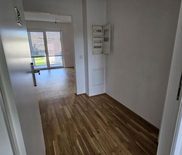 AKTION! 2 MONATE MIETFREI ! 2 ZIMMER MIETWOHNUNG MIT BALKON - Photo 1