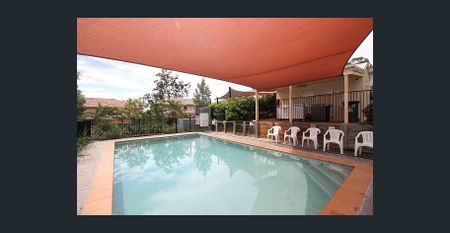 Luxury townhouse.Walk to Train and Bus station.- Want Biggest & best + 2-car garages. - Photo 2