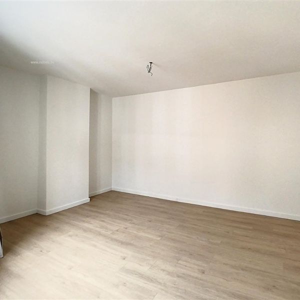 Te huur, instapklaar 1 slaapkamer studio te Vloesberg - Photo 1