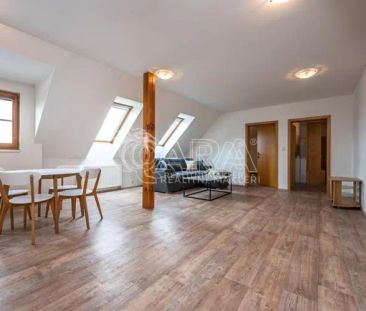 Velký byt 4+kk na Starém městě s parkováním - Photo 3