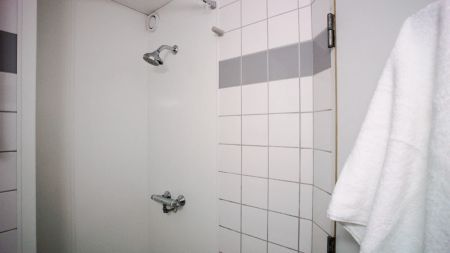 Premium Ensuite - Photo 5