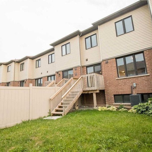 For Lease - 76 Scarletwood Street, Hamilton, Ontario - Photo 1