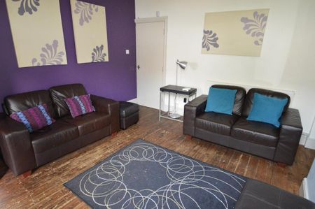 5 bedroom house to rent - Photo 2