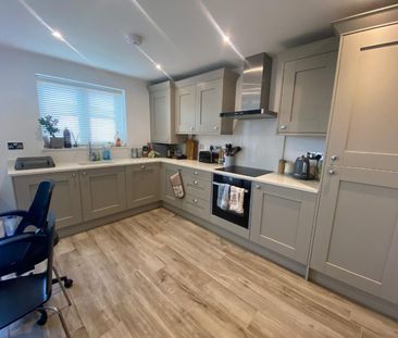 2 bedroom House To Let - Photo 3