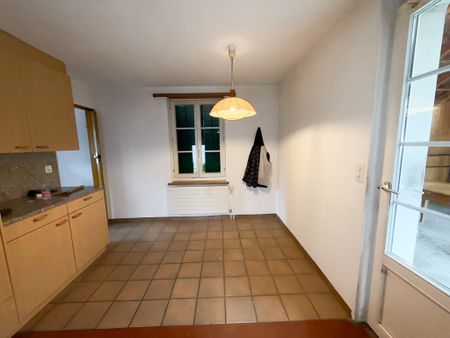 Charming 4.5-room single-family house with sunny southwest orientation - Photo 3