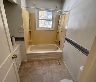 For Lease - 13132 Keele Street, King, Ontario - Photo 4