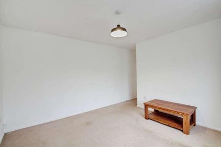 Rockall Court, Berkshire, Langley, SL3 - Photo 5