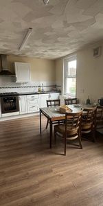 1 bedroom in a flat share to rent - Photo 4