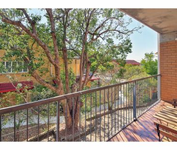 “Renovated unit in a quiet convenient location” - Photo 5