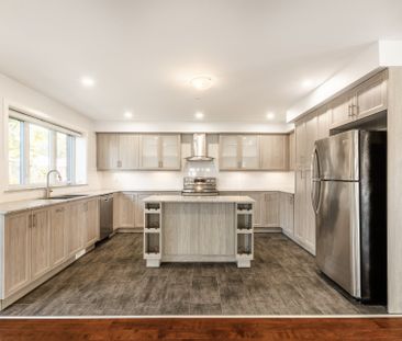 5817 Av. Davies Côte-Saint-Luc, QC H4W - Photo 1