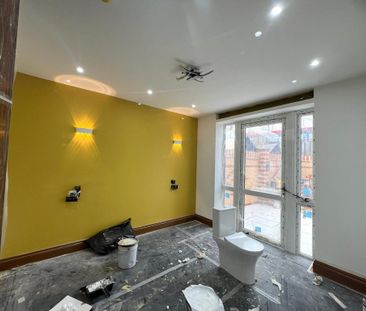 10 bedroom semi-detached house to rent - Photo 5