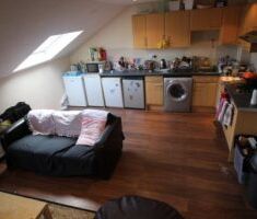 71 Flat 8 Cardigan Road, Leeds, LS6 1EB - Photo 1