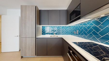 3 bedroom flat to rent - Photo 4