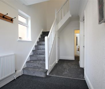 Ash Road, Headingley, LS6 3HD, Leeds - Photo 2