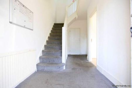 1 bedroom property to rent in Ilford - Photo 4