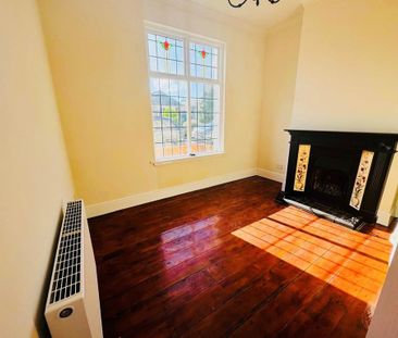 2 bedroom terraced house to rent - Photo 1