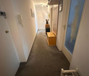 Helle 2-Zimmer-Wohnung mit zwei Balkonen in bester Lage - Foto 1