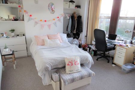 5 Bed Terraced House, Queens Park Terrace, BN2 - Photo 3