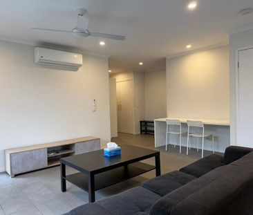 Spacious 3-Bedroom Partially Furnished Townhouse with Double Garage... - Photo 2