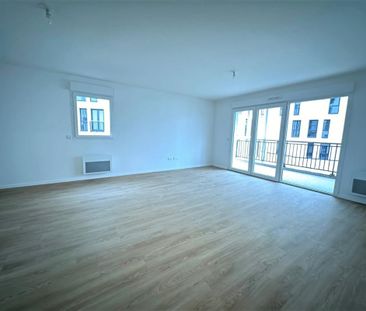 Location Appartement 64m² BLOIS 41000 - Photo 4