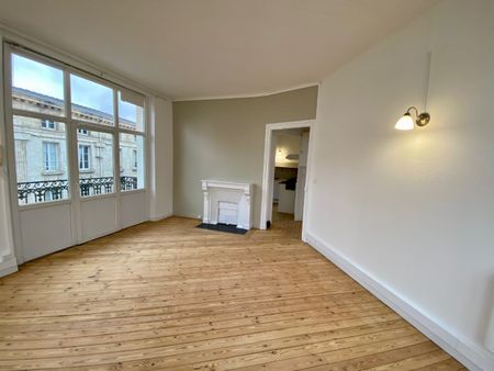 Location Appartement 2 pièces 59m² ANGOULEME 16000 - Photo 2